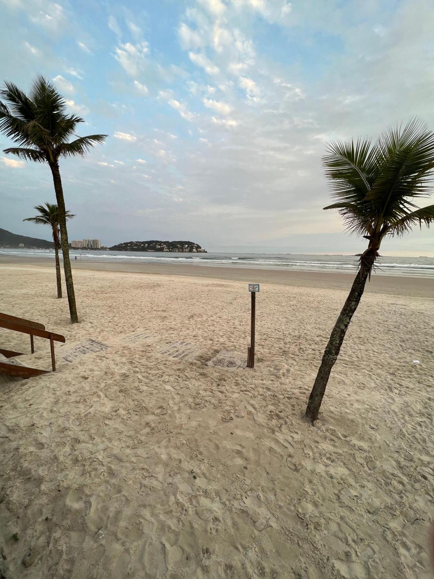 Apartamento 100 Mts Da Praia グァルジャー エクステリア 写真