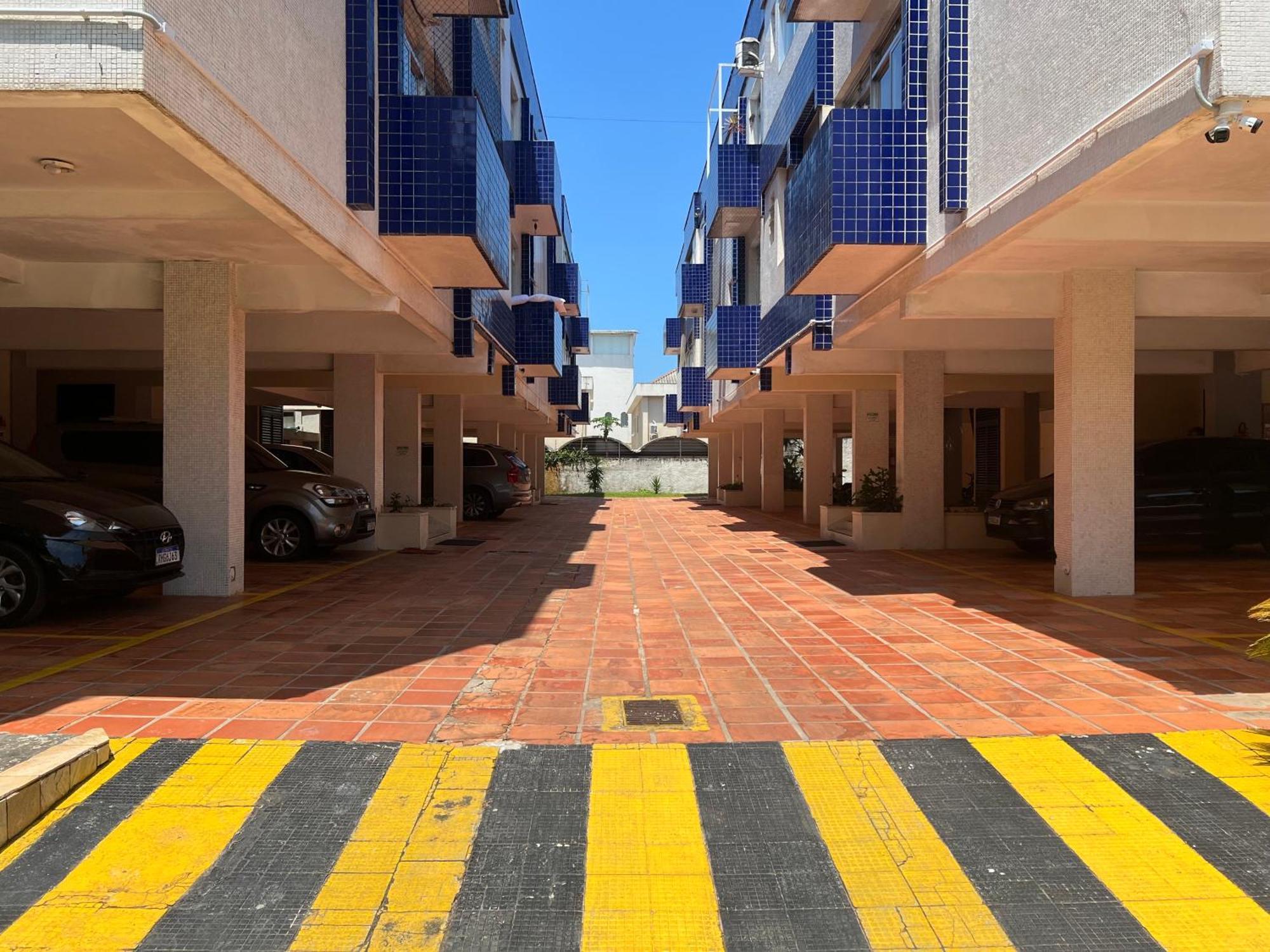Apartamento 100 Mts Da Praia グァルジャー エクステリア 写真